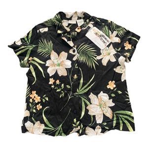 NWT Y2K Womens White Stag Black Floral Short Sleeve Button Up Shirt